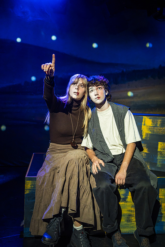 v.l.n.r.: Johanna Fiedler und Griffin Weiß.</br>

Foto: Dirk Rückschloß/Pixore Photography