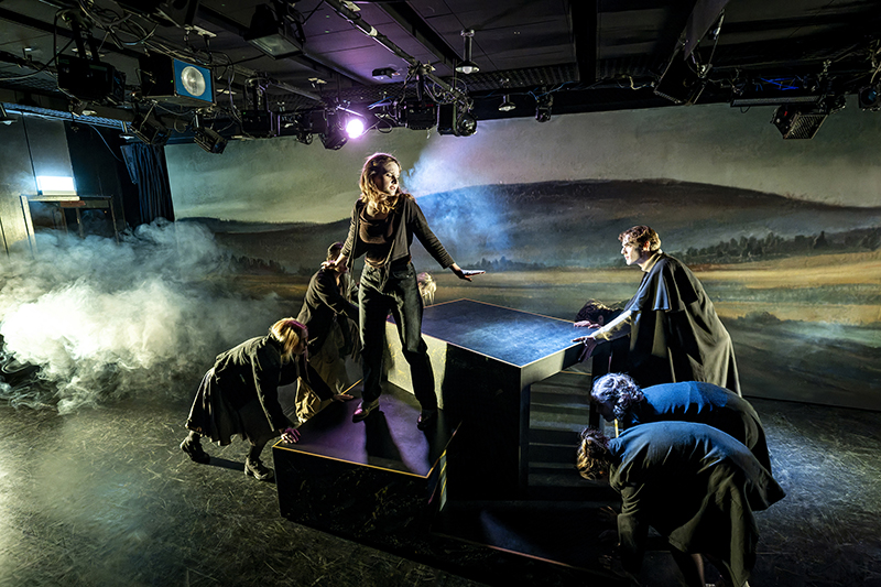 v.l.n.r.: Vanessa Schubert, Leo Tennler und Erzählende.</br>

Foto: Dirk Rückschloß/Pixore Photography